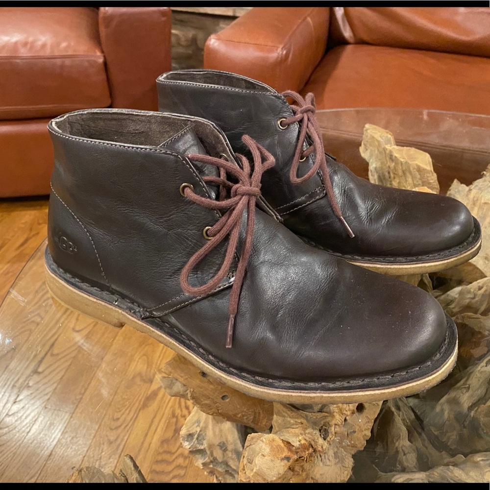 UGG men’s size 10.5 boot